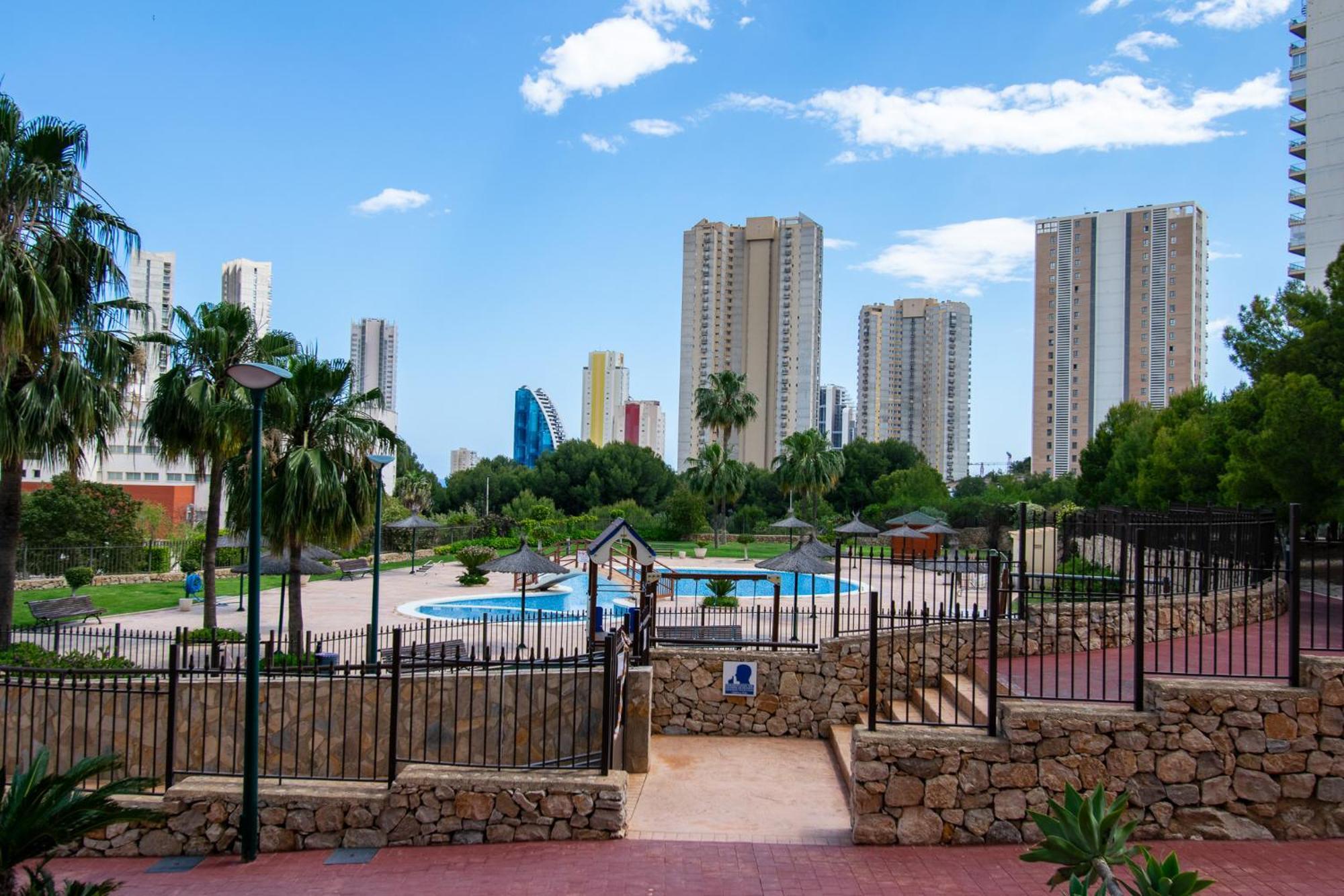 Апартаменты Jardines Benidorm Poniente Экстерьер фото